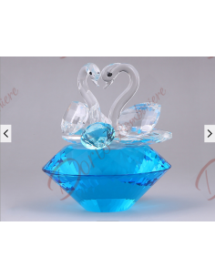 Bomboniere in cristallo coppia cigni con base colorata produzione artigianale 2