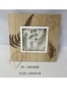 Wooden photo frame favors with leaves and feathers measuring 19x1.5x19 cm