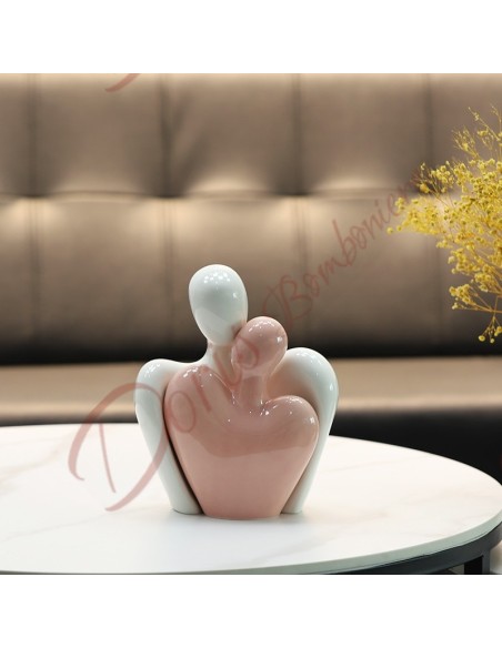 Wedding favors couple hug ceramic in the shape of a heart two colors Wedding favors couple hug ceramic in the shape of a heart two colors