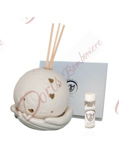 Favors world map with hands perfumer in white ceramic with box