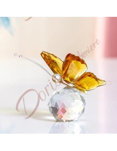 Bomboniera farfalla in cristallo su sfera colore giallo 6x7x4.5cm