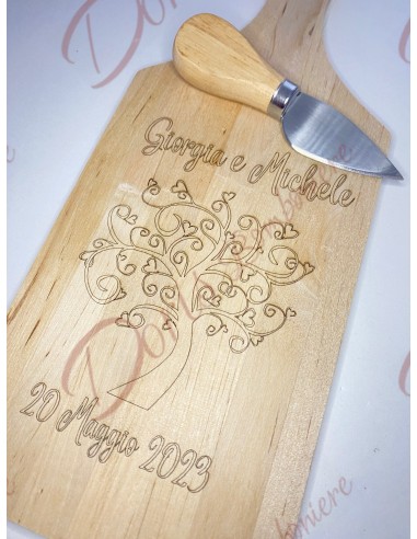 Nützliches Hochzeitsgeschenk Personalisiertes Schneidebrett mit Gravur 30x12 cm aus 1 cm dickem Holz