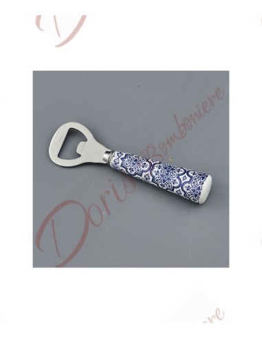 Originali bomboniere matrimonio utili apribottiglie con manico in ceramica stile maiolica toni blu