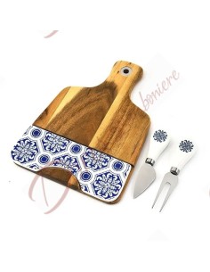 Bomboniere matrimonio utili da cucina tagliere in legno con parte in ceramica e 2 coltellini da formaggio