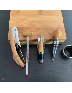 Bomboniere utili e originali per matrimonio set vino con cofanetto in legno 5 pezzi 2