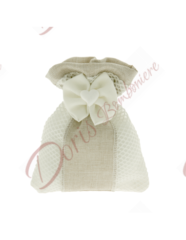 Weiße und taubengraue gezuckerte Mandeltasche komplett mit Schleife und Herz 10x12 cm