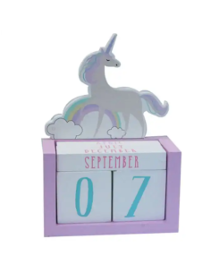 Ewiger Kalender mit Regenbogen-Einhorn und Wolken