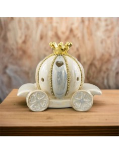 Carriage favor with LED light made of dove gray and light blue pearl porcelain