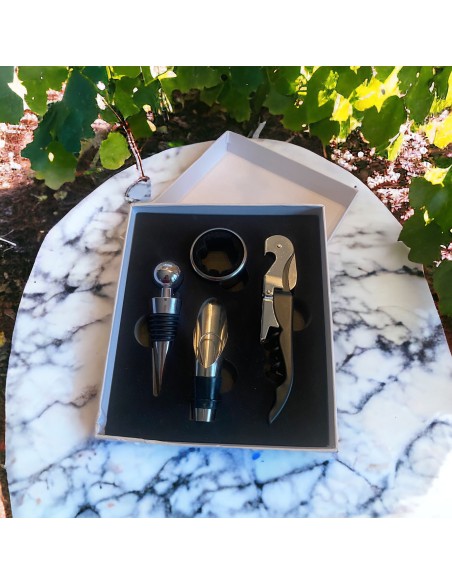 Bomboniere set vino per matrimonio bomboniera utile cucina 4 pezzi con scatola Bomboniere set vino per matrimonio bomboniera utile cucina 4 pezzi con scatola