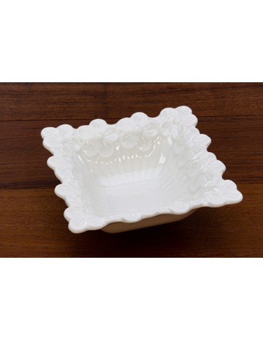 Élégant vide-poche en porcelaine blanche à décor floral 11,5x11,5 cm pour bonbonnière mariage