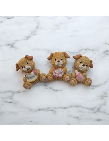 Aimant de faveur aimant chien travail de laine baptême naissance bébé fille