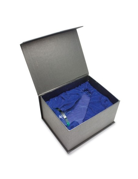 Trofeo in cristallo a forma di vela su base tonda 10x18 cm con confezione regalo di lusso Trofeo in cristallo a forma di vela su base tonda 10x18 cm con confezione regalo di lusso