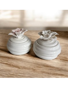 Boîte à bijoux en céramique avec fleur façonnée à la main – Cadeau de mariage élégant et raffiné