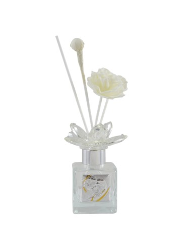 Cadeau d’invité : diffuseur de parfum, Sainte Famille, décor