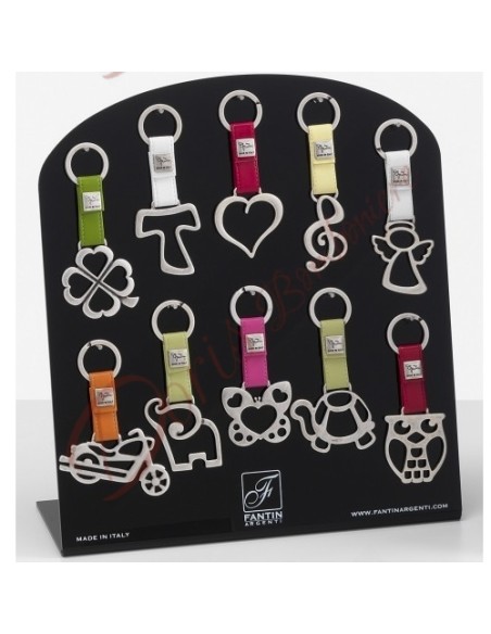 Portachiavi cinturino in pelle con vari soggetti argento anticato Portachiavi cinturino in pelle con vari soggetti argento anticato