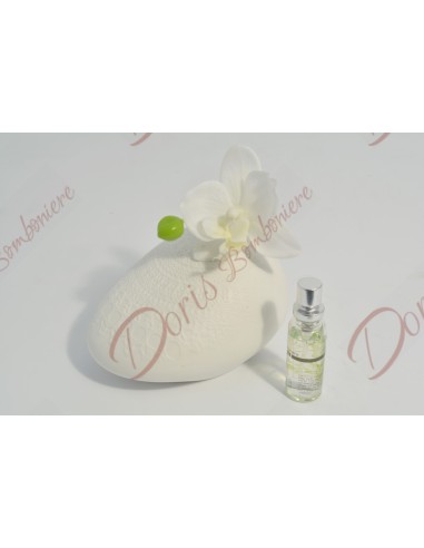 Diffuser with orchid and spray perfume