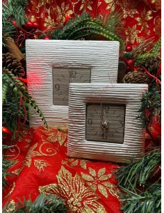 Orologio da tavolo piccolo rigato con legno 2