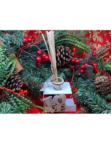 Diffusore di profumo metallo con love in legno Diffusore di profumo metallo con love in legno