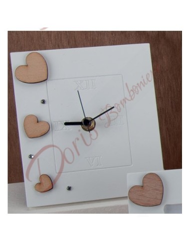 Table clock with wooden hearts 14x13