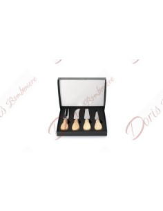 Set 4 coltelli formaggio con astuccio 2