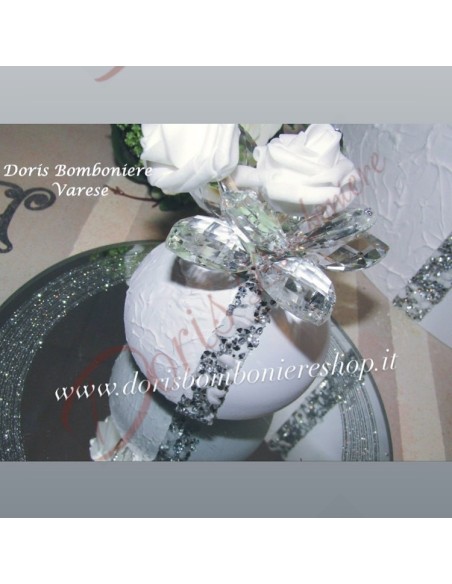 Bomboniere profumatore con fiore cristallo Diffusore di profumo bianco con strass argento Bomboniere profumatore con fiore cristallo Diffusore di profumo bianco con strass argento