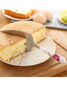 Cake server with white ceramic minico and floral pattern 2
