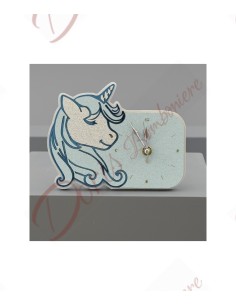 HORLOGE LICORNE PLEX BLEU CLAIR 17X13,5X4cm