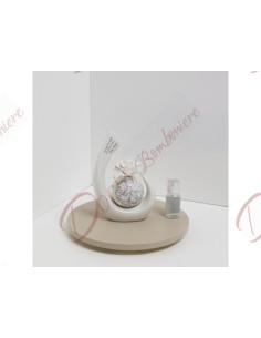 Perfume diffuser with globe...