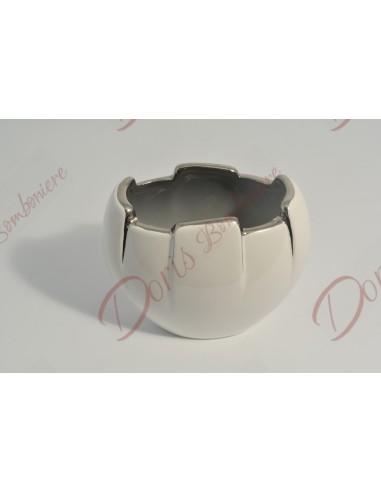 Vaso piccolo porcellana bianca contorno argento Vaso piccolo porcellana bianca contorno argento